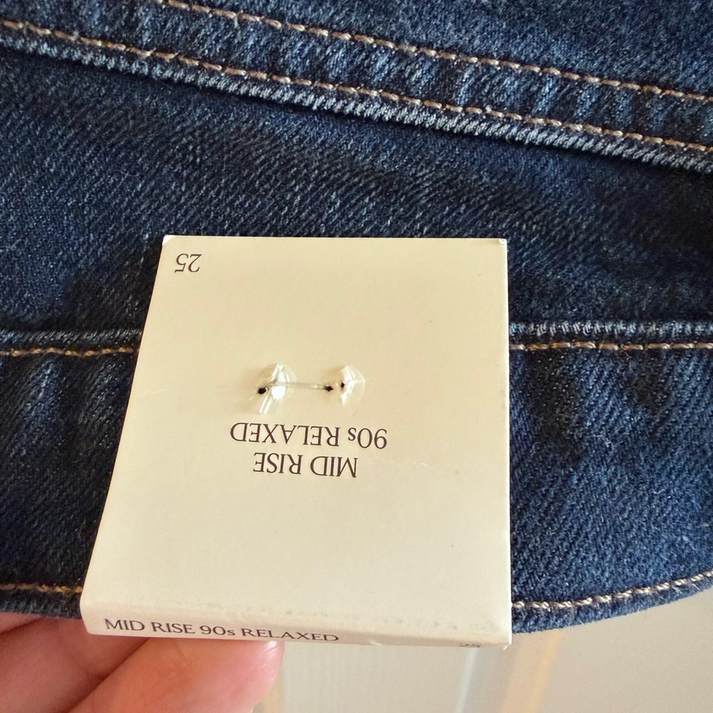 Banana Republic Mid-Rise 90s Loose Jeans Dark Wash NWT Size 25 - Picture 3 of 4